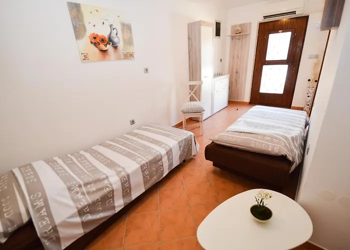 Apartman In - Istrien 17457 Pula